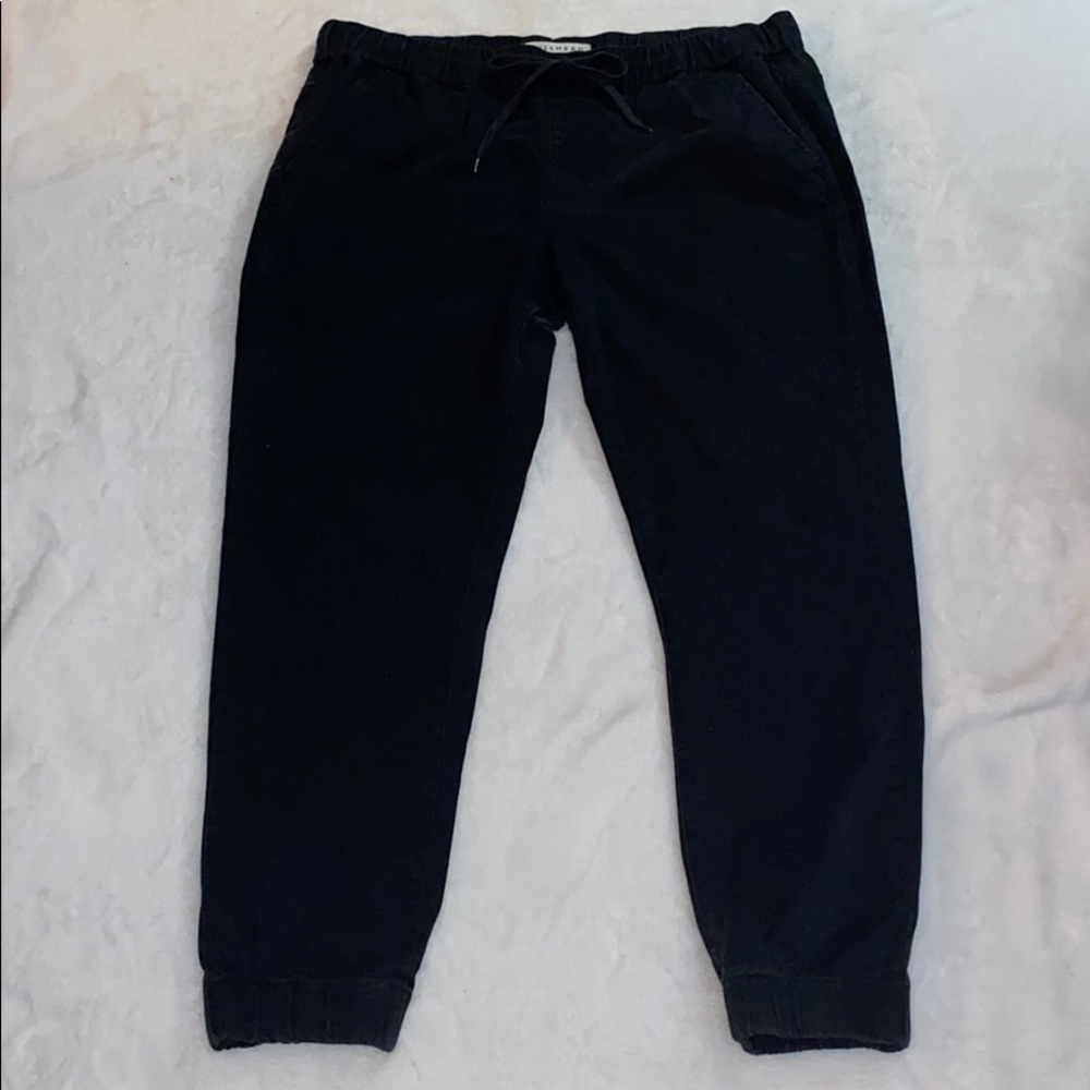 Bullhead black joggers size large